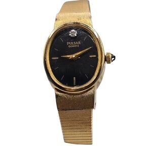 Vintage Pulsar Quartz Watch Womens Stainless Steel Band Hong Kong 1980s Classic
